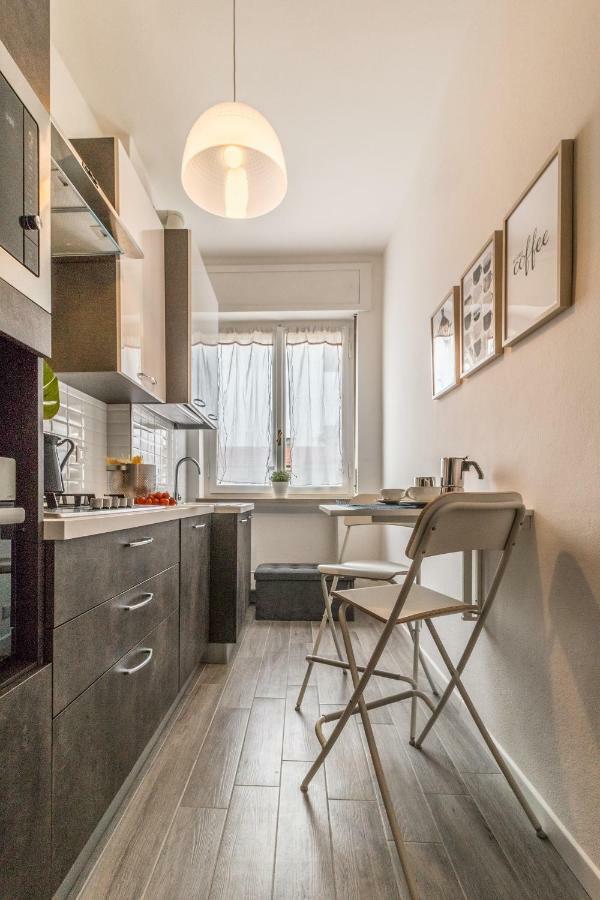 Joivy Modern 1-Bed Flat With Balcony In Portello Milan Exterior photo