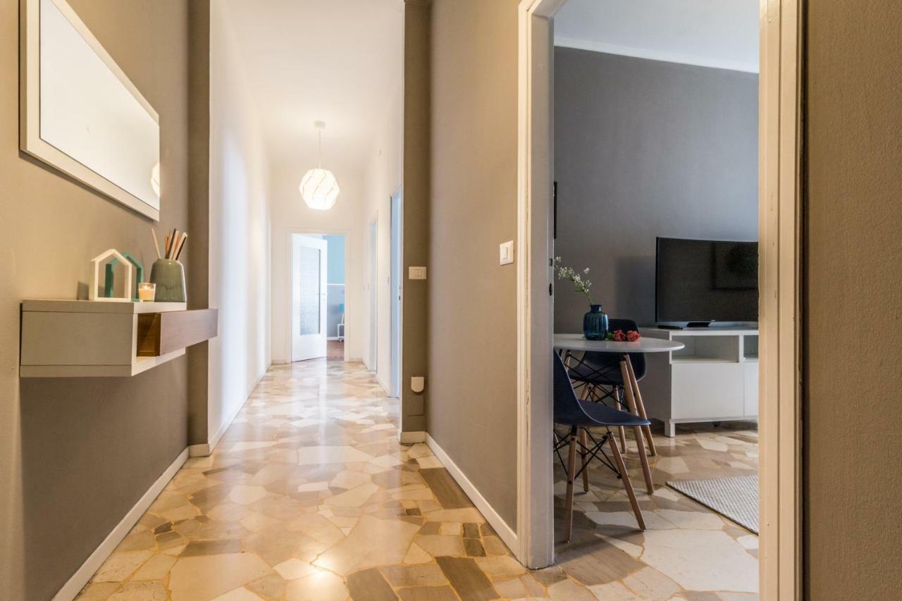 Joivy Modern 1-Bed Flat With Balcony In Portello Milan Exterior photo