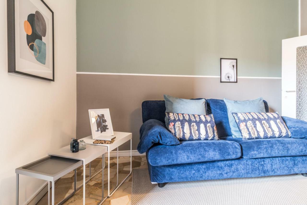 Joivy Modern 1-Bed Flat With Balcony In Portello Milan Exterior photo