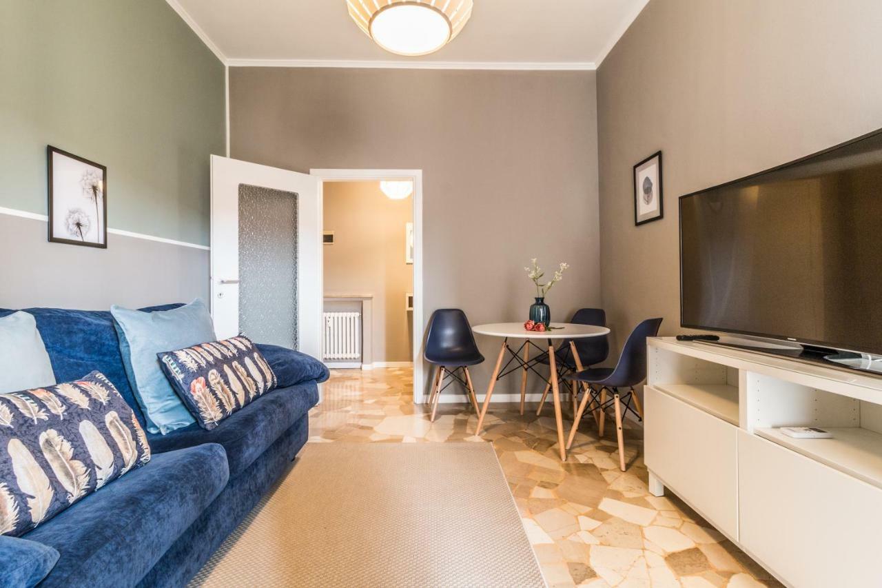 Joivy Modern 1-Bed Flat With Balcony In Portello Milan Exterior photo